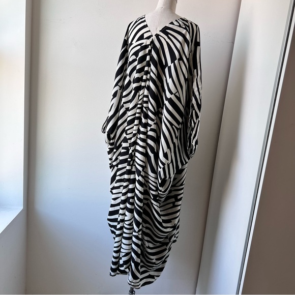 Zebra Like Tunic size 3X or One Size - Picture 1 of 8